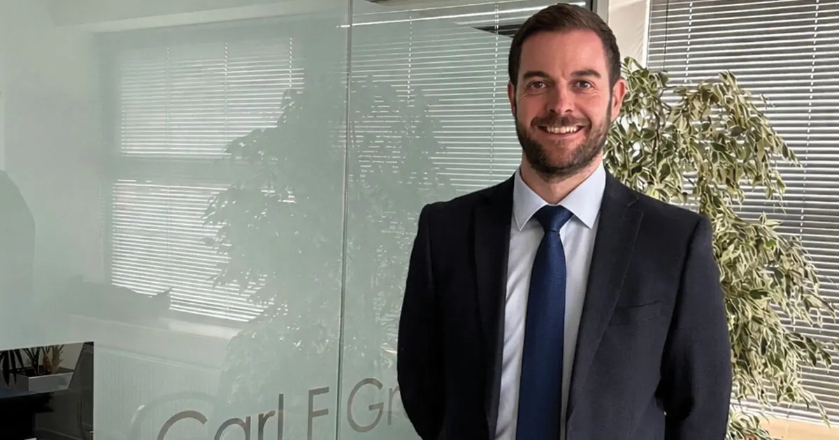 Dave Walker, Sales Manager