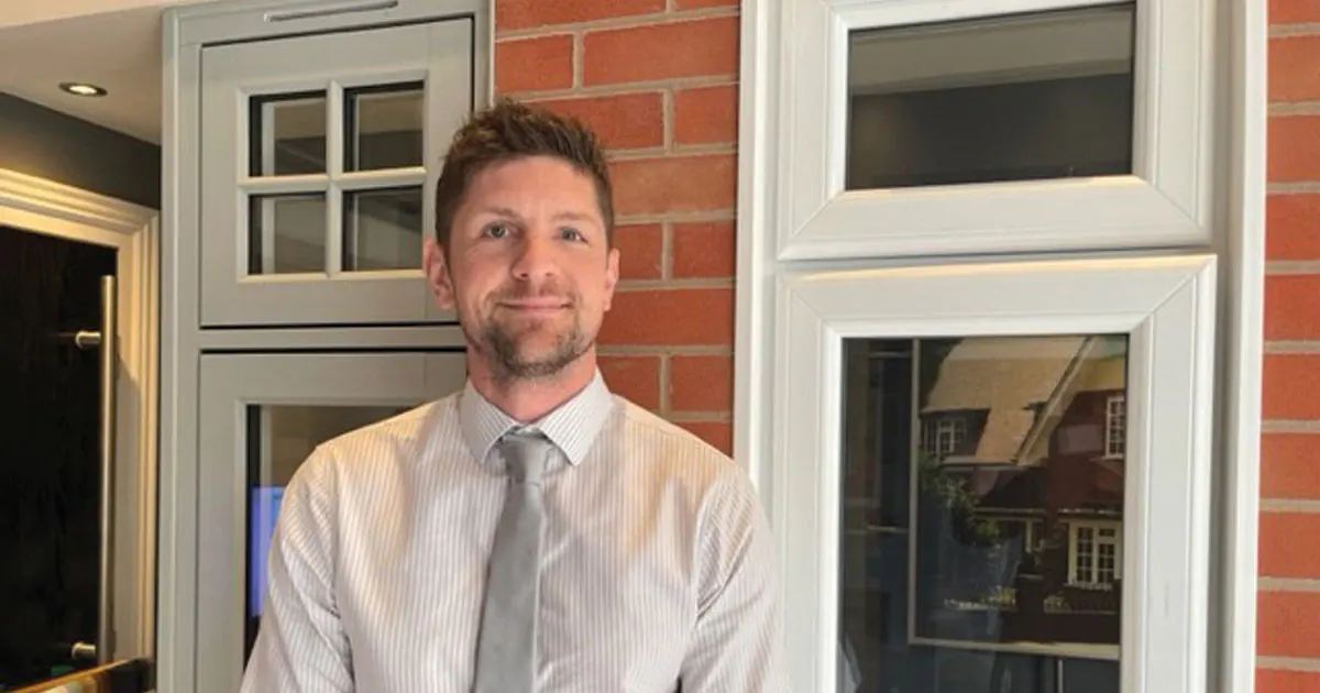 High Street Installer Backs Physical Showrooms