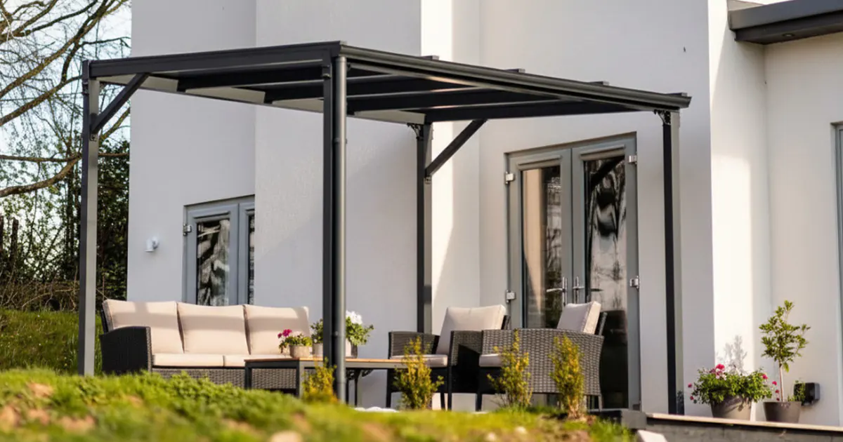 Howells Launches Installer-friendly Premium Horizon Pergola
