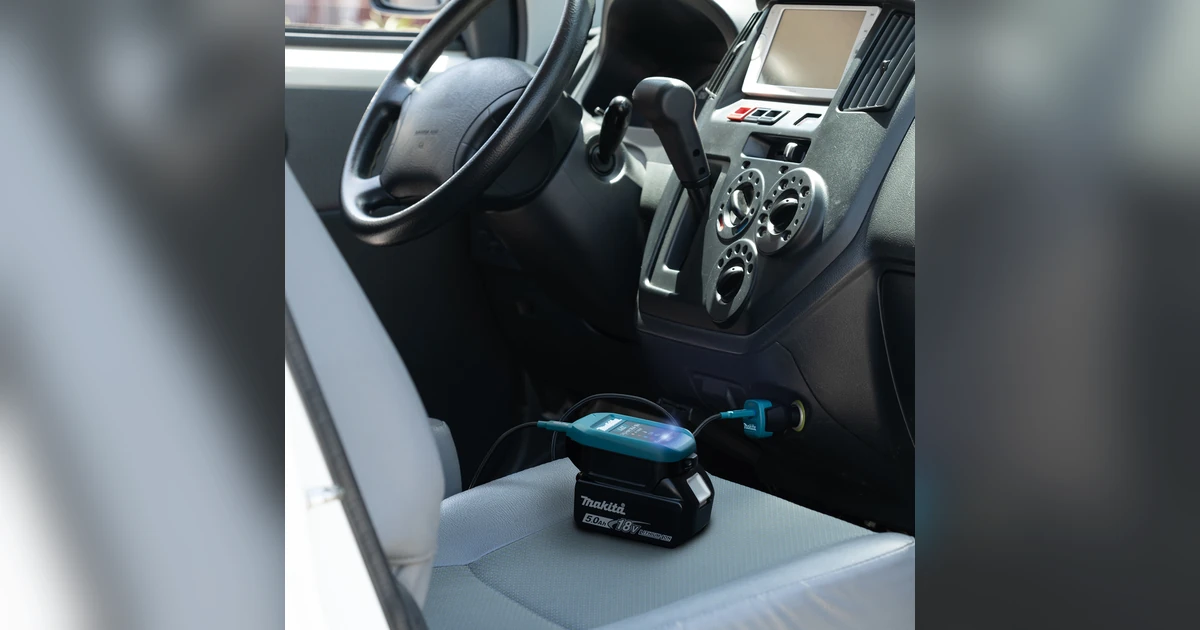 Makita DC18SJ Charger